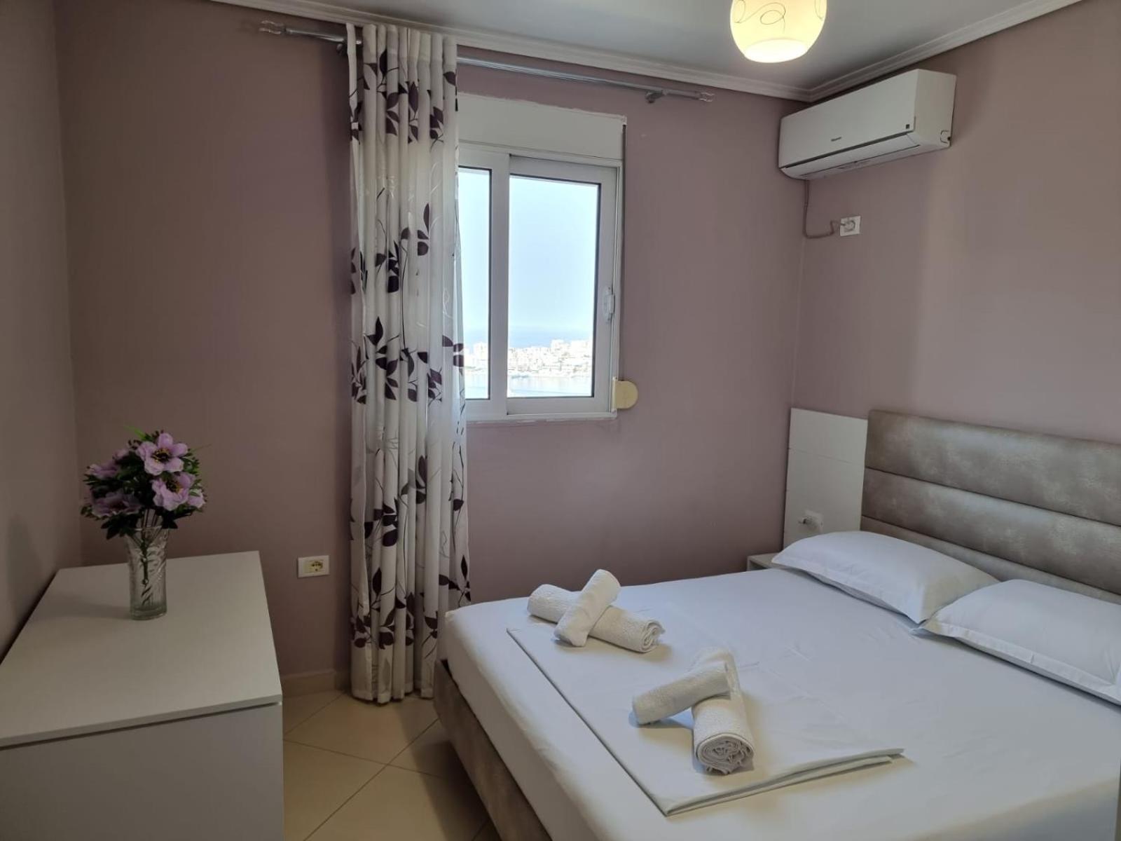 Two Suns Apartament Sarandë Exteriör bild
